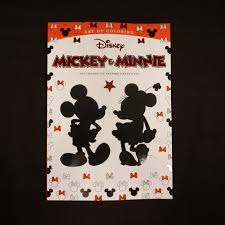 Kleurplaten en zo de website kleurplatenenzo.nl probeert een gratis, makkelijk toegankelijke website te zijn voor iedere leeftijd. Disney Kleuren Voor Volwassenen Mickey Minnie