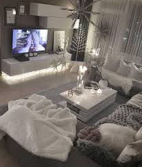 Pin By Joana Torp On Apartment In 2020 Modern Style Living Room Decor Modern Style Living Room Living Room Decor Apartment