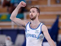רגע לפני טקס הפתיחה של המשחקים האולימפיים לשנת 2021 בטוקיו שביפן, זכה היום (שישי) המתעמל הישראלי ארטיום דולגופיאט, במדליית זהב. Dceolz0ruuxism