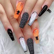 Kiss usa is the worlds leading supplier of artificial nails, press on nail manicure kits, false eyelashes, and professional hair straighteners and tools. 23 Most Beautiful Halloween Acrylic Nails Stayglam