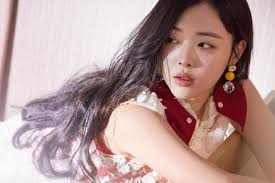 Sốc: Phát hiện thấy thi thể Sulli nghi do tự tử, cảnh sát đang tìm kiếm thư  tuyệt mệnh