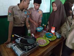 Berdo'a terlebih dulu, semoga allah swt memberikan kemudahan dan kelancaran download soal di sini yah kemudian extract file zip yang anda download tadi. Radar Ujian Praktik Mata Pelajaran Kelas Xii 2020 2021 Man 15 Jakarta