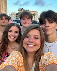 Landon Garrard (@landonatk) • Instagram photos and videos