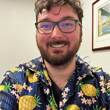 Elijah Caine's Instagram, Twitter & Facebook