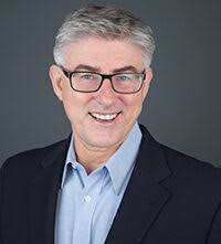 Taco Presents Robert Bean with the Dan Holohan Comfort Award