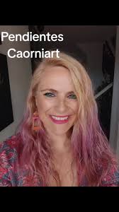 Pide los tuyos en @CaorniArt #conplementos #pendientesresina #arte...
