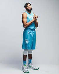 The blue base color of this season's city edition jersey represents lake michigan and the two branches of the chicago river. City To City Worst To First Basketballbuzz