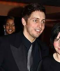 Ashley Heath's Instagram, Twitter & Facebook