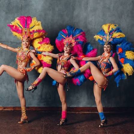 What Is Burlesque Dance? - Tease Studio Denver, CO - Tease Studio