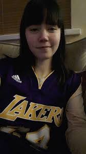 Jenna Moeller's Instagram, Twitter & Facebook