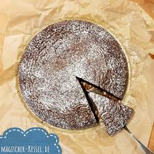 Kakao, zucker sowie gewürze hinzugeben. Schokoladenkuchen Resteverwertung Fur Schokoladennikolause Schoko Osterhasen Der Magische Kessel