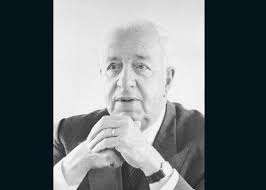 Dr. Carlos Cueva Tamariz