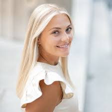 Nichole Alley's Instagram, Twitter & Facebook