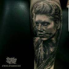 This is also seen in ishtar, isis, ma'at, nephthys, astarte, lilith, and many other goddesses/the first angels. Shieldmaiden In Tattoos Search In 1 3m Tattoos Now Tattoodo