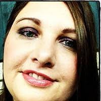 Dina Little's Instagram, Twitter & Facebook