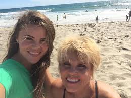 Melanie Workman (@shmell22)