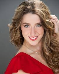 Laura Bankston's Instagram, Twitter & Facebook