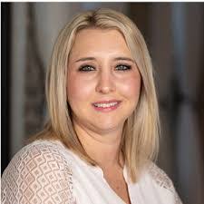 Danielle Stangel's Instagram, Twitter & Facebook