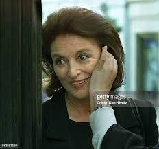 Aimee Henry's Instagram, Twitter & Facebook