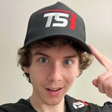 Amber Converse's Instagram, Twitter & Facebook