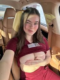 anna.caarter - Fleshbot