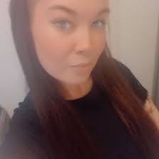 Erin Epps's Instagram, Twitter & Facebook