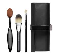 brush kit 143 value mac cosmetics
