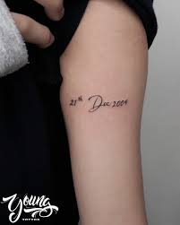 Shop chuyên những mẫu phụ kiện xinh xinh như balo, túi xách, ví, mũ,… đa dạng,. Hinh XÄƒm Chá»¯ Mini Tattoo Youngink Facebook