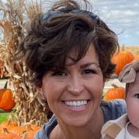 Juliana Jordan's Instagram, Twitter & Facebook