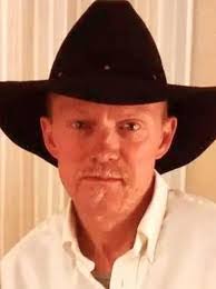 Alex Beamon's Instagram, Twitter & Facebook