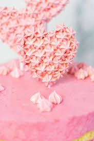 It is one of the most famous viennese culinary specialties. Himbeer Sahne Torte Mit Baiser Herzen Rezept Mein Naschgluck