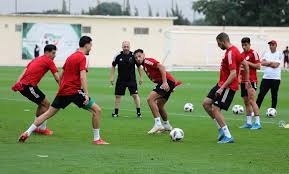 3,107 likes · 11 talking about this. ÙƒØ±Ø© Ø§Ù„Ù‚Ø¯Ù… ÙˆØ¯ÙŠØ§Øª Ø§Ù„Ù…Ù†ØªØ®Ø¨ Ø§Ù„ÙˆØ·Ù†ÙŠ Ø§Ù„Ø¬Ø²Ø§Ø¦Ø±ÙŠ ÙŠØ³ØªÙ‡Ù„ ØªØ±Ø¨ØµÙ‡ ÙÙŠ ØºÙŠØ§Ø¨ Ù…Ø­Ø±Ø² ÙˆÙ…Ø¨ÙˆÙ„Ø­ÙŠ