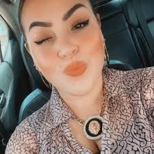 👑Kayla Shine👑 (@kaylarashellshine)