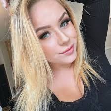 Hallo ich bin die Heidi von der Alm und wer bist du? 😋