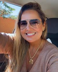 No my ex never wore them either .