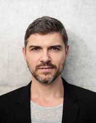 Dominik Köninger at Bühnen Bern!