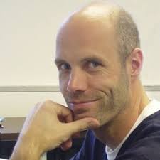 Extending the Applicability of POMDP Solutions to Robotic Tasks