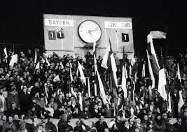 Liverpool fc vs bayern munich. Bay Munich 11 Dortmund 1 Nov 1971 Beyond The Last Man