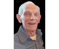 Tyler Dodge's Instagram, Twitter & Facebook