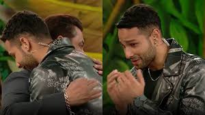 Siddhant chaturvedi is a model, actor, and writer. Bigg Boss 15 Siddhant Chaturvedi Gets Teary Eyed After Meeting Host Salman Khan Here S Why Tv News India Tv