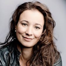 title Herzlich willkommen, liebe Kollegin!😍 Laura Bieber absolvierte ihr  Bachelorstudium im Studiengang Umwelttechnik an der Hochschule RheinMain.  Im Anschluss vertiefte sie ihre Kenntnisse im Rahmen des Masterstudiengangs  „Boden, Gewässer, Altlasten ...