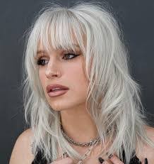 Lynnette Winters's Instagram, Twitter & Facebook