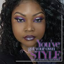 Edwina Wallace's Instagram, Twitter & Facebook