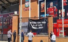 Apr 20, 2021 · controversial super league collapses as fans protest, teams withdraw most european soccer teams involved in the renegade super league, including all six english clubs, have withdrawn from the. Liverpool Fans Protest Super League With Banners At Anfield