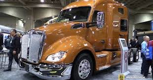 2015 Kenworth T680 Truck With Paccar Mx 13 Engine Exterior Interior Walkaround 2015 Expocam Mtl Youtube Trucks Kenworth Kenworth Trucks