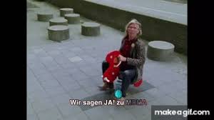 Das erklärt auch den holländischen akzent der beiden hook: Lil Kleine Ronnie Flex Stoff Schnaps Prod Jack Hirak Official German Video On Make A Gif
