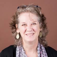 Patti Kinney's Instagram, Twitter & Facebook