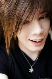 9 Images Emo Boy Hairstyle Cute Smile Scene Emo Boys Cute Emo Boys Cute Emo