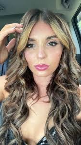 Avery Croteau's Instagram, Twitter & Facebook