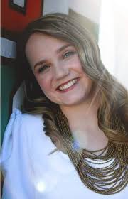 Amira Willighagen's Career and Smile